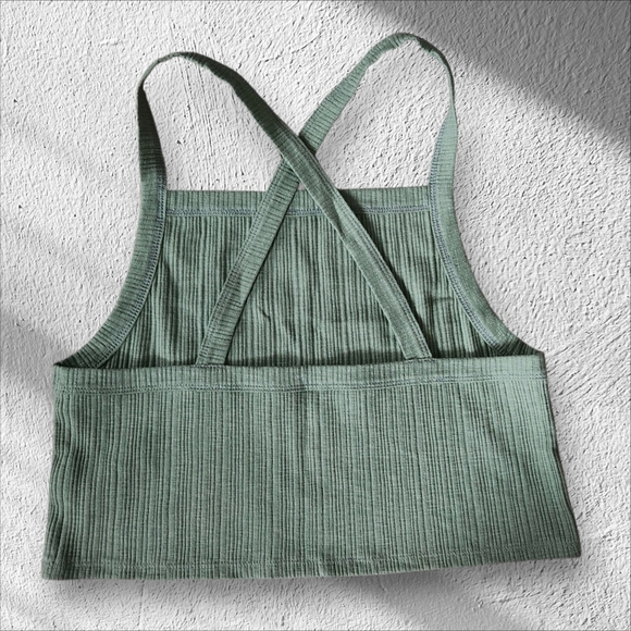 4 American Eagle Crop Tops Size Large - Picture 5 of 7